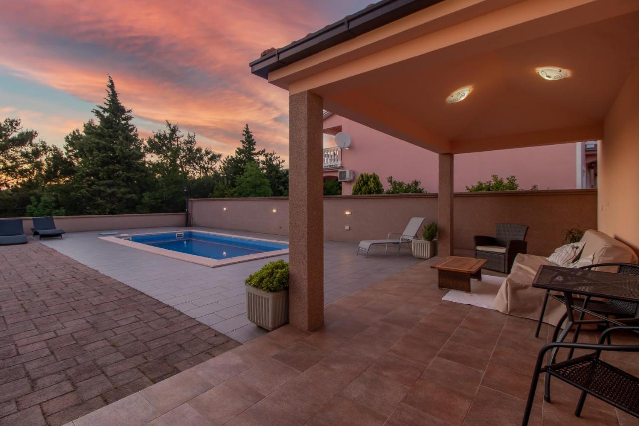 Apartments Villa Antonia 자드라보노 외부 사진