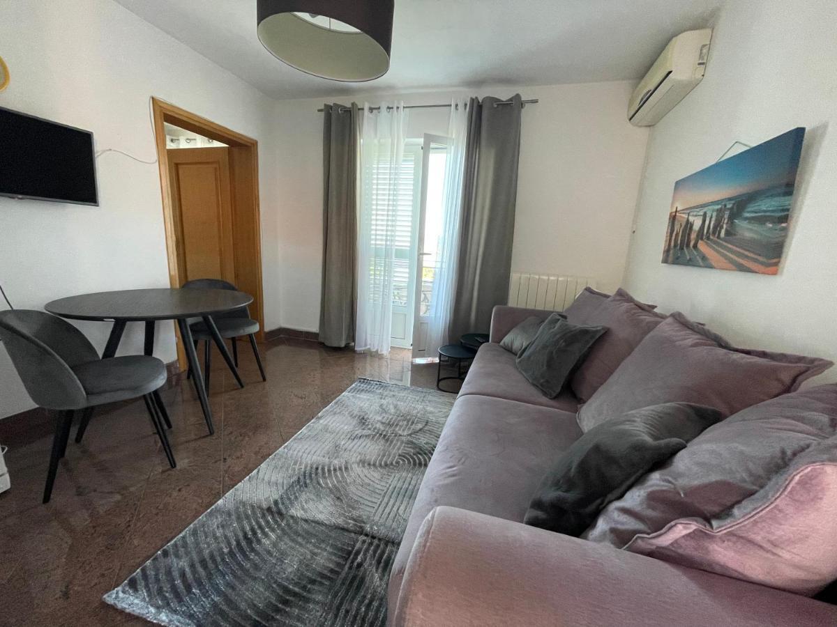 Apartments Villa Antonia 자드라보노 외부 사진